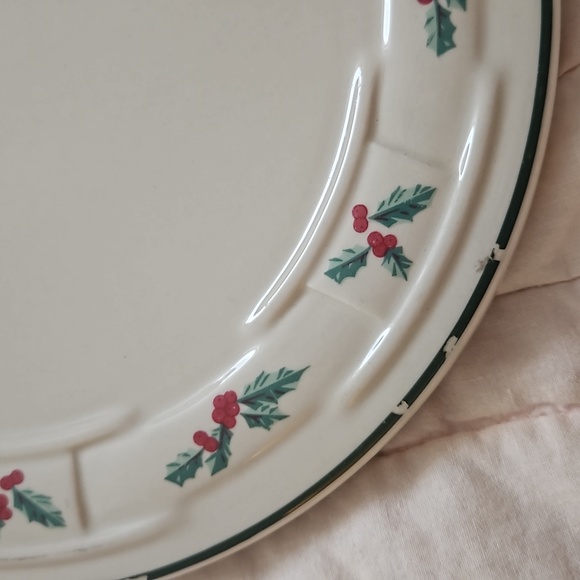 Longaberger 1996 holly - Picture 3 of 4